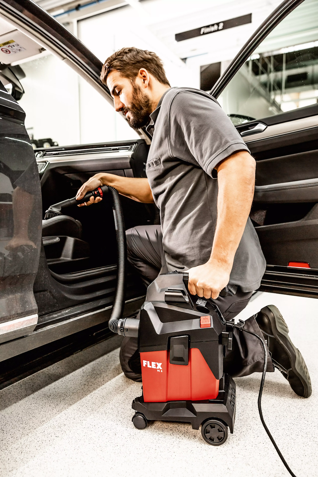 Aspirapolvere compatto FLEX VC 6 L MC