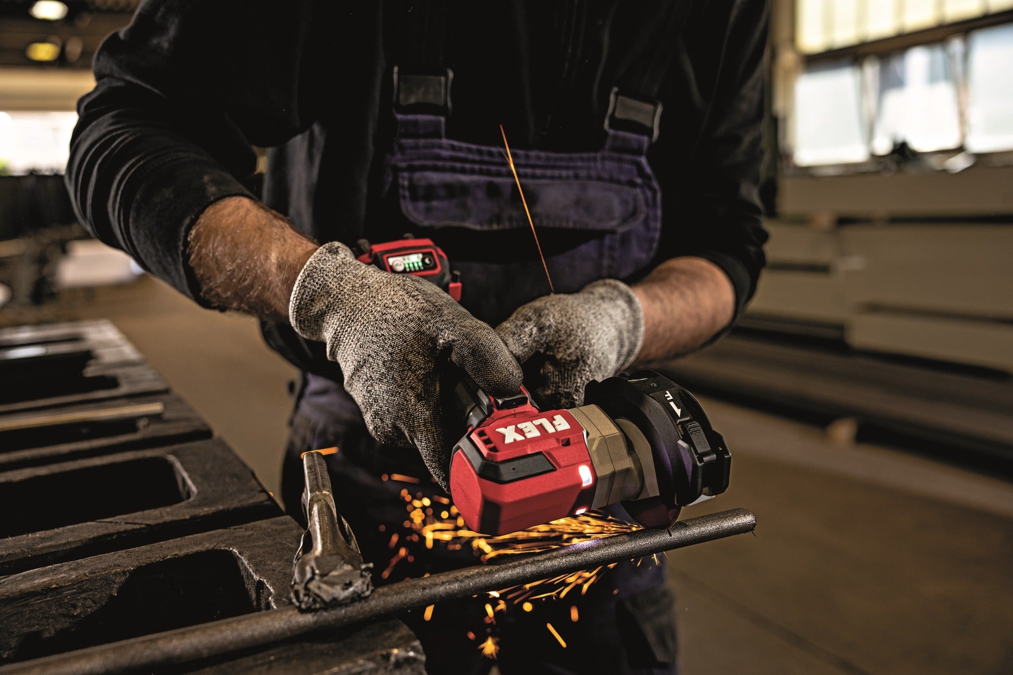 FLEX Smerigliatrice a batteria LBE 76 12-EC Set