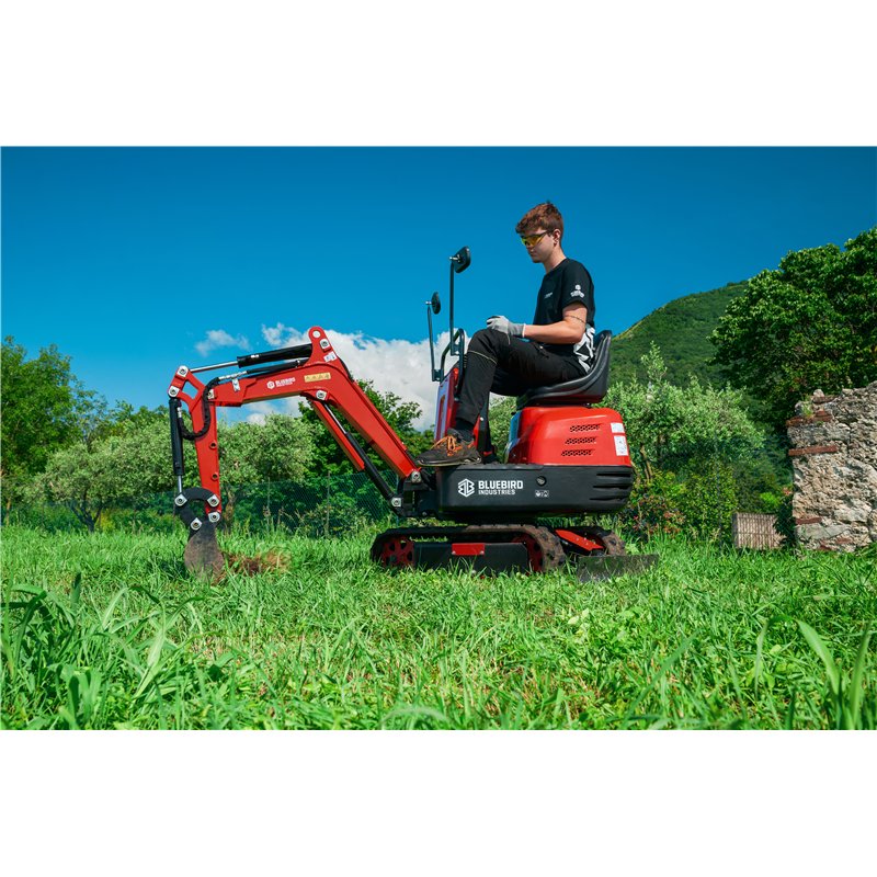 Mini-pelle MEX 600 Blue Bird