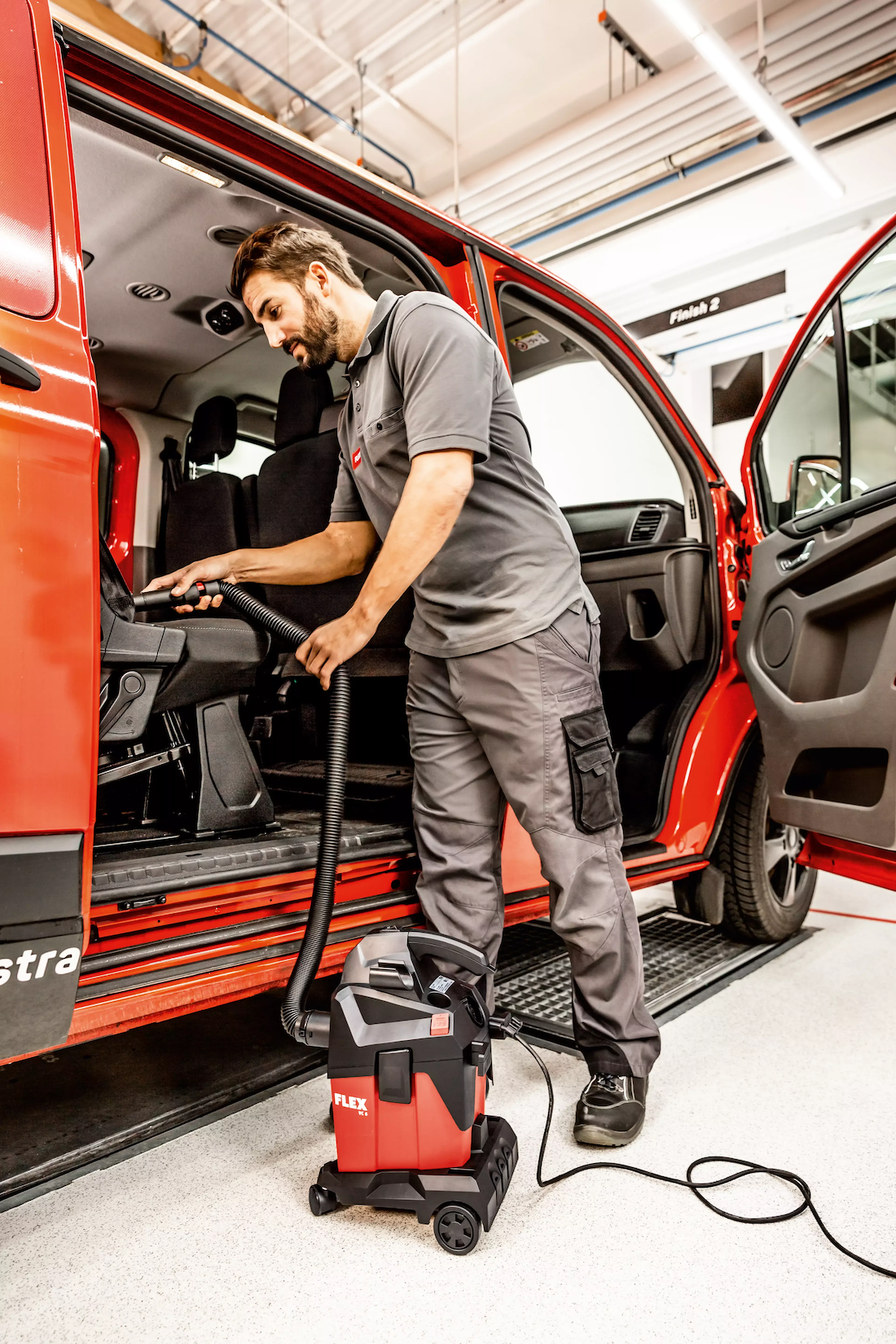 Aspirateur compact VC 6 L MC