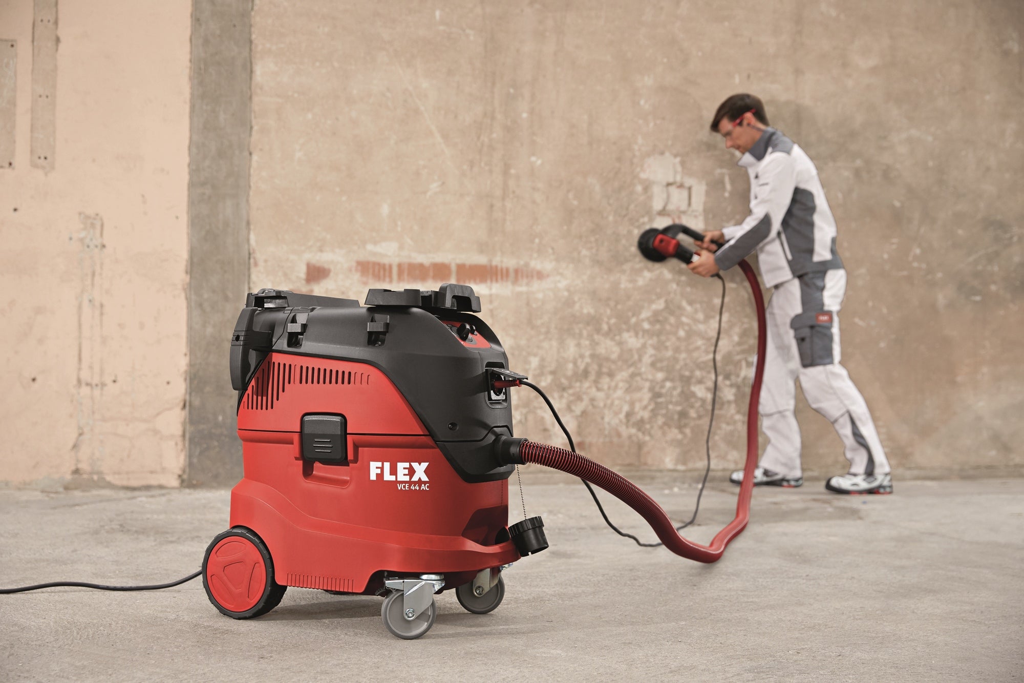 Sicherheitsstaubsauger mit automatischer Filterreinigungsfunktion VCE 44 L AC-Set